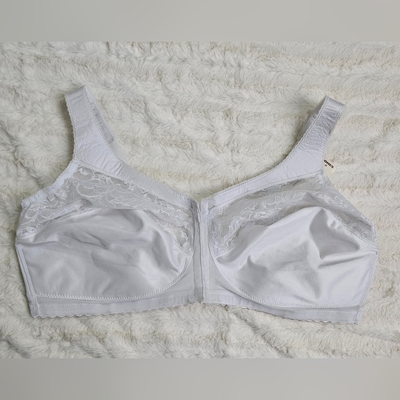 Glamorise MagicLift Front-Closure Support Bra 48F | style 1200 | WHITE - Picture 4 of 8